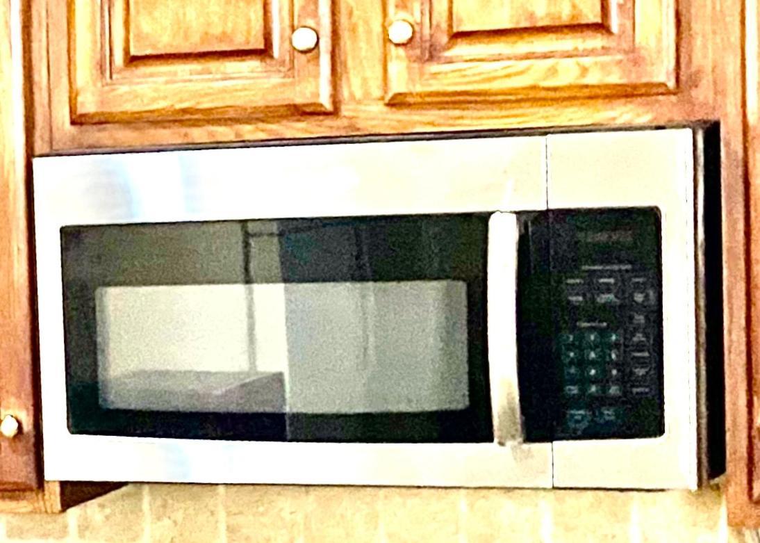 Homestay B3 A Private In Downtown With Desk And Wi-fi Near Everything Naperville